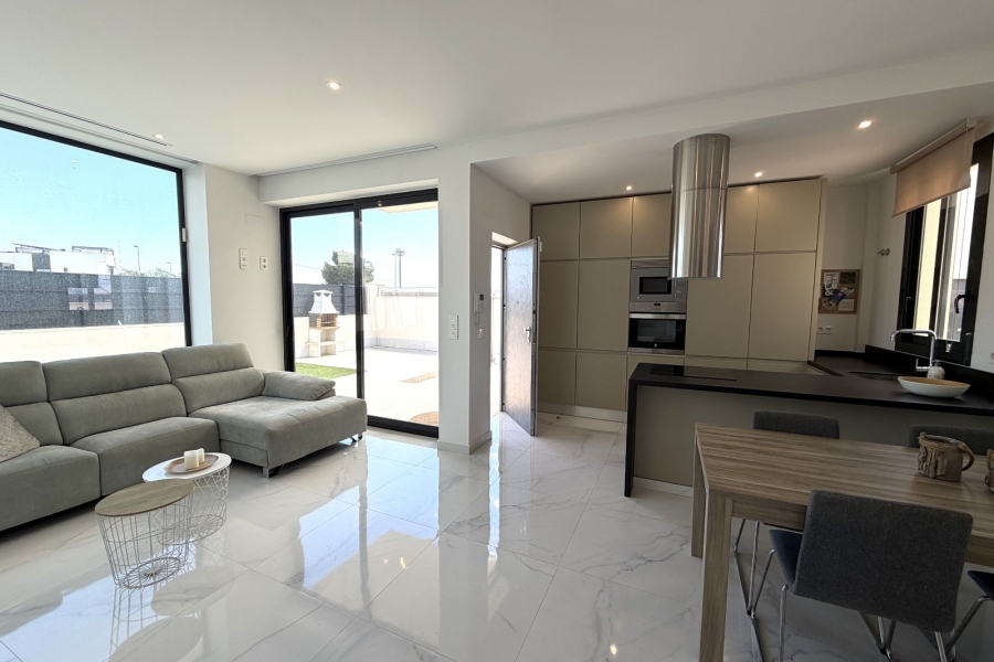 Re-Sale - Detached Villa - Ciudad Quesada - La Laguna