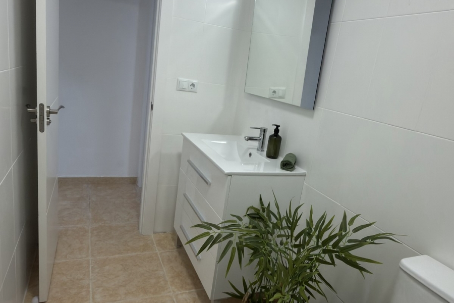 Re-Sale - Apartment - Torrevieja - Torrevieja - Centre