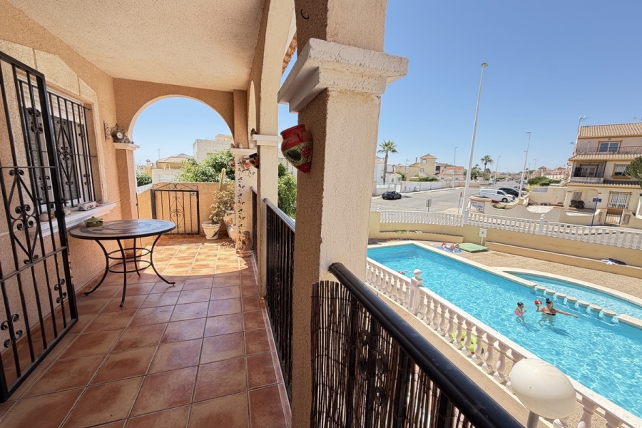 Re-Sale - Apartment - Orihuela Costa - La Zenia