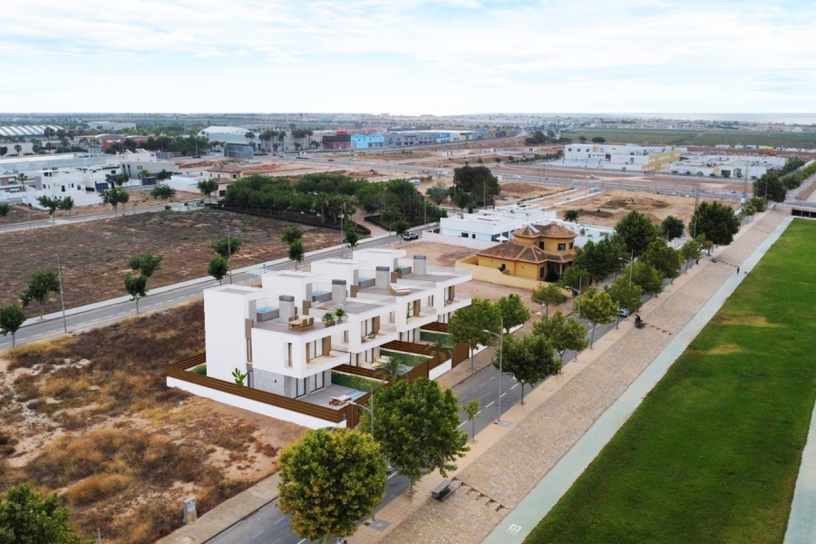 Nye - Frittliggende Villa - Pilar de La Horadada - Pilar de La Horadada - Byen
