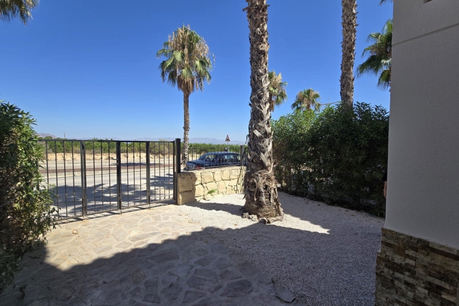 Re-Sale - Semi Detached Villa - Algorfa - La Finca Golf Resort