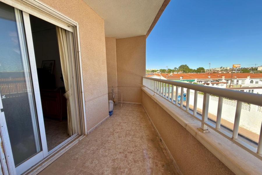Re-Sale - Apartment - Torrevieja - Playa de los Locos