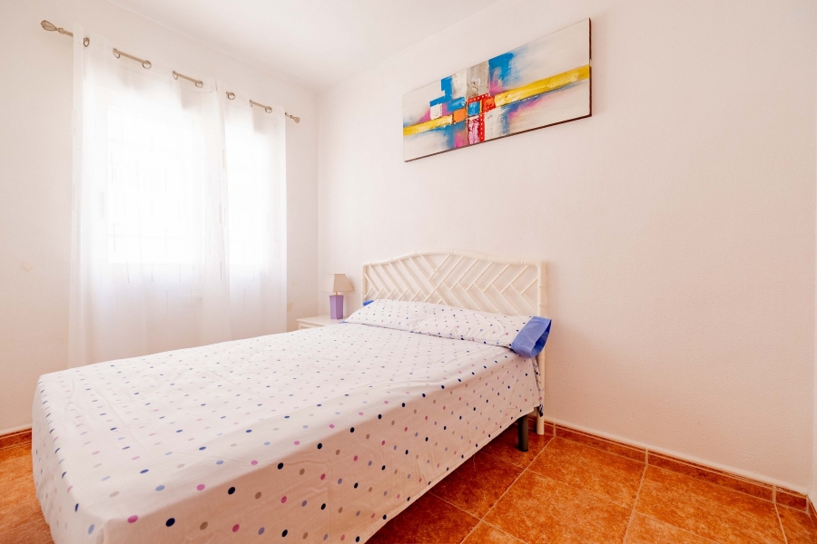 Re-Sale - Apartment - Torrevieja - Playa Los Locos
