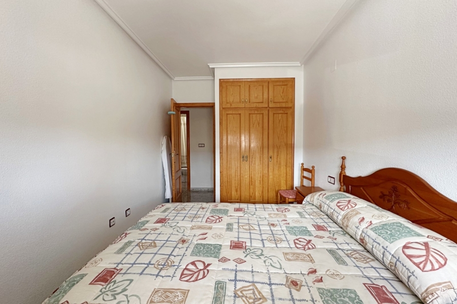 Re-Sale - Apartment - Torrevieja - Torrevieja - Centre