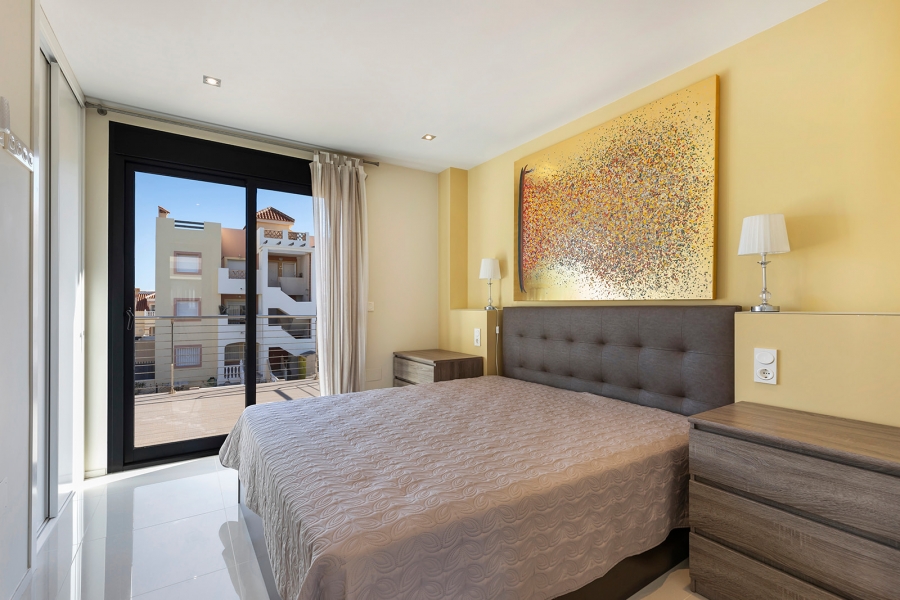 Re-Sale - Detached Villa - Orihuela Costa - La Zenia