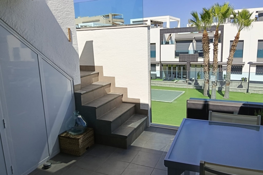 Re-Sale - Apartment - Orihuela Costa - Punta Prima