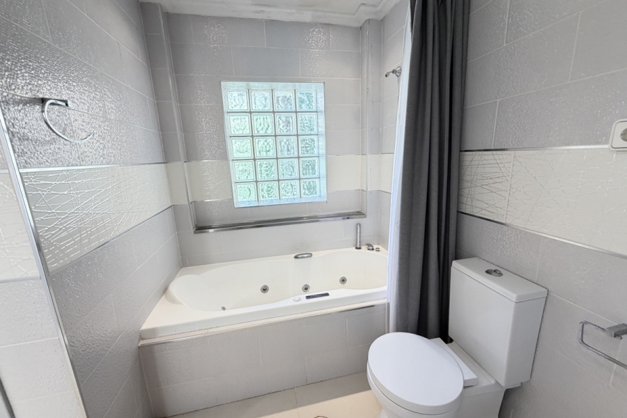 Re-Sale - Detached Villa - Orihuela Costa - Las Ramblas