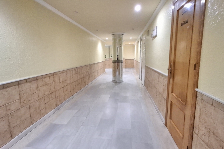 Re-Sale - Apartment - Torrevieja - Torrevieja - Centre