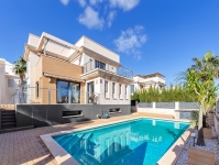 Re-Sale - Detached Villa - Orihuela Costa - La Zenia