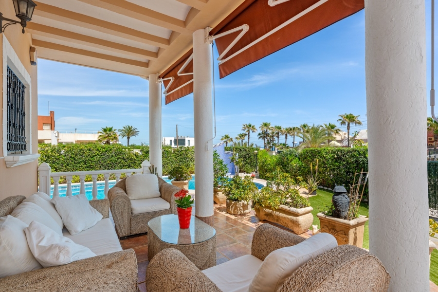 Re-Sale - Detached Villa - Torrevieja - Torre La Mata