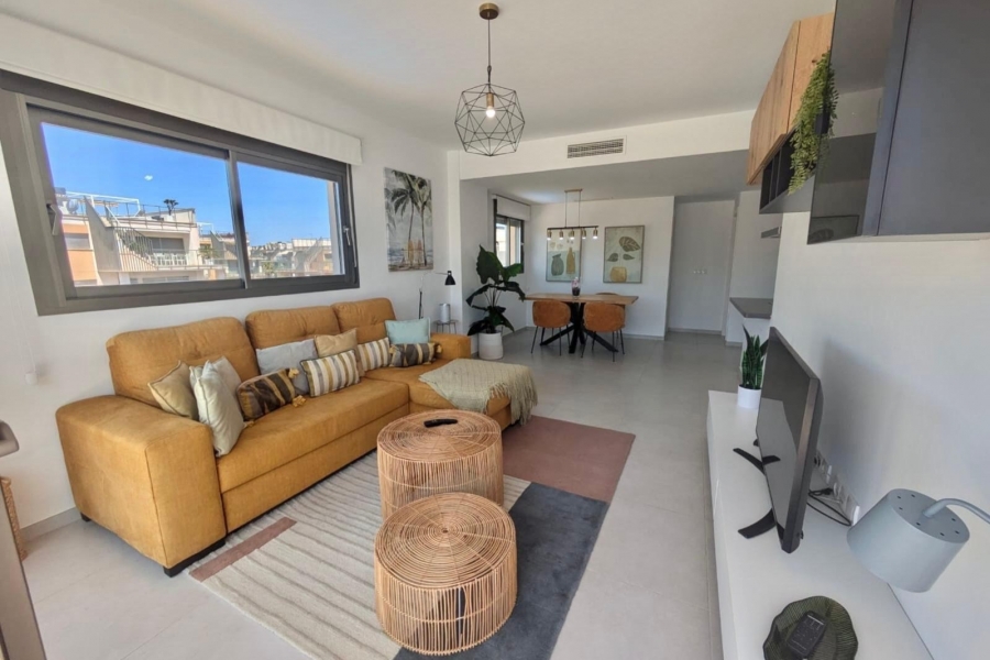 Re-Sale - Apartment - Orihuela Costa - Villamartin