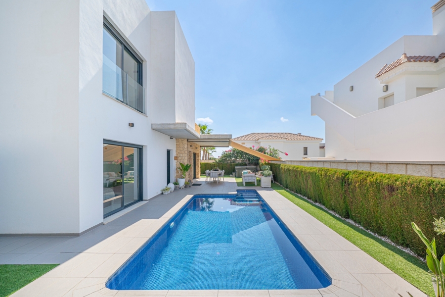 Re-Sale - Detached Villa - Ciudad Quesada - La Laguna