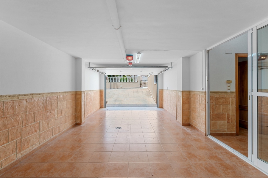 Re-Sale - Detached Villa - Torrevieja - Los Frutales