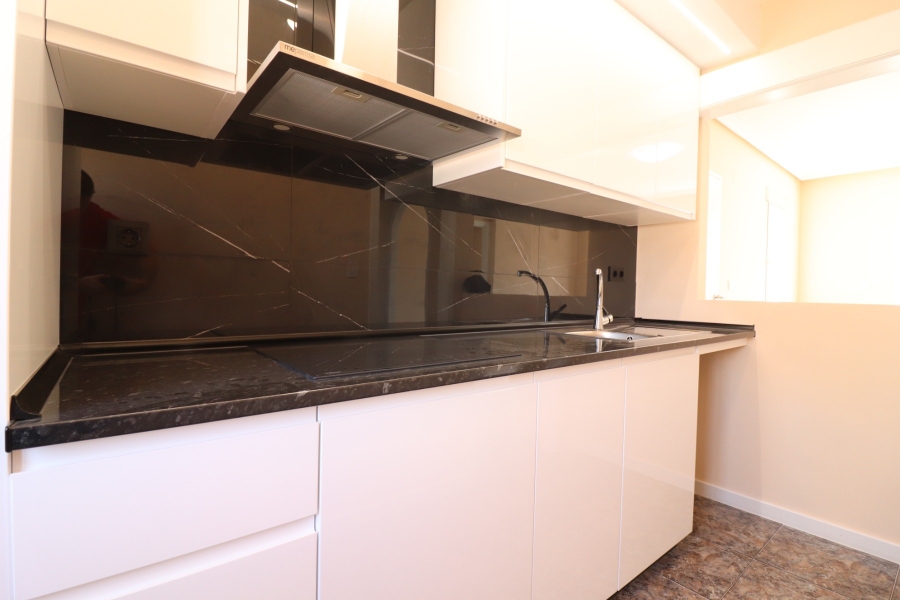 Re-Sale - Apartment - Orihuela Costa - Punta Prima