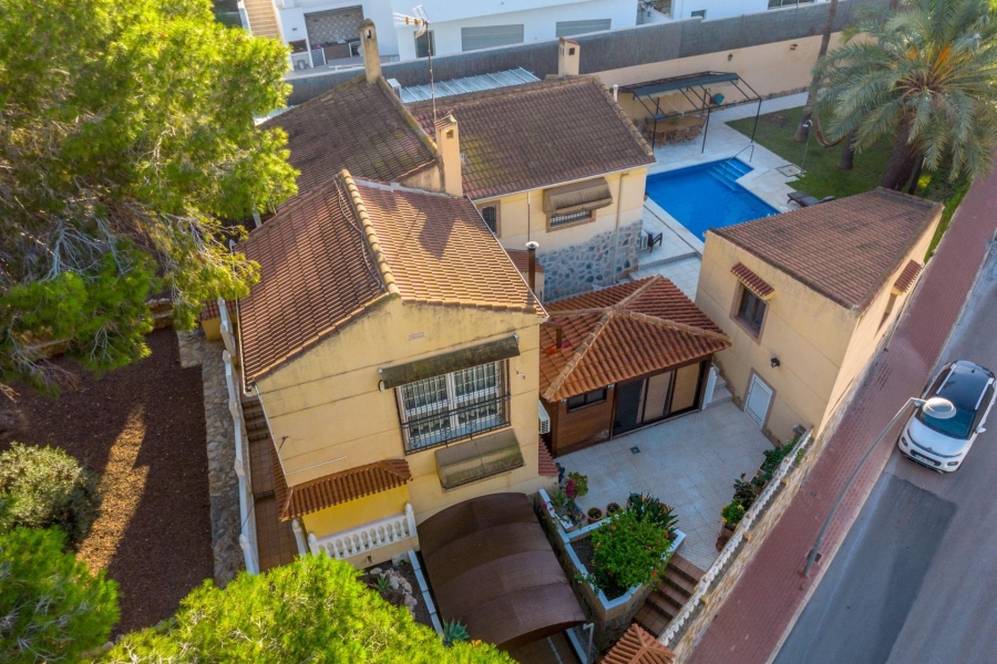 Re-Sale - Detached Villa - Torrevieja - Los Balcones