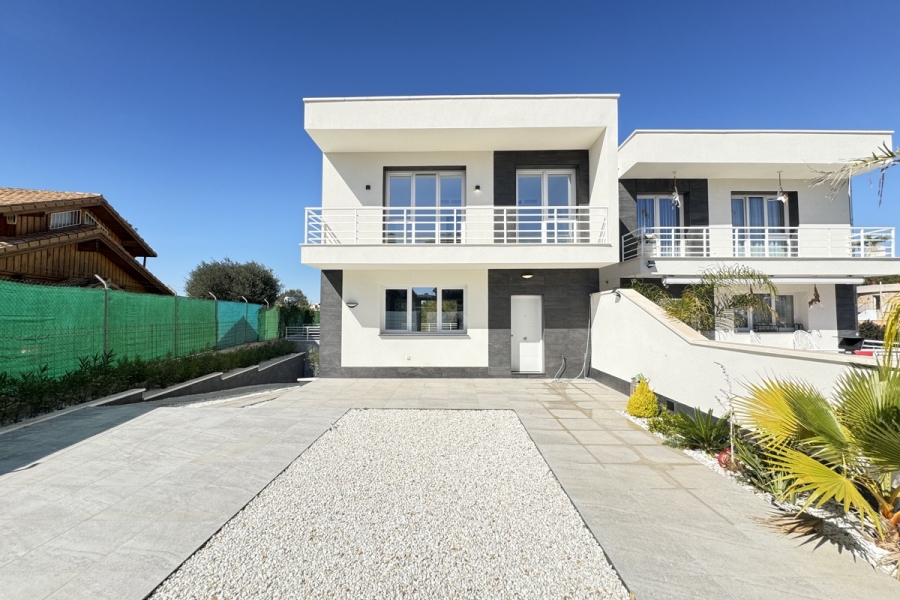 Re-Sale - Detached Villa - Orihuela Costa - Los Balcones