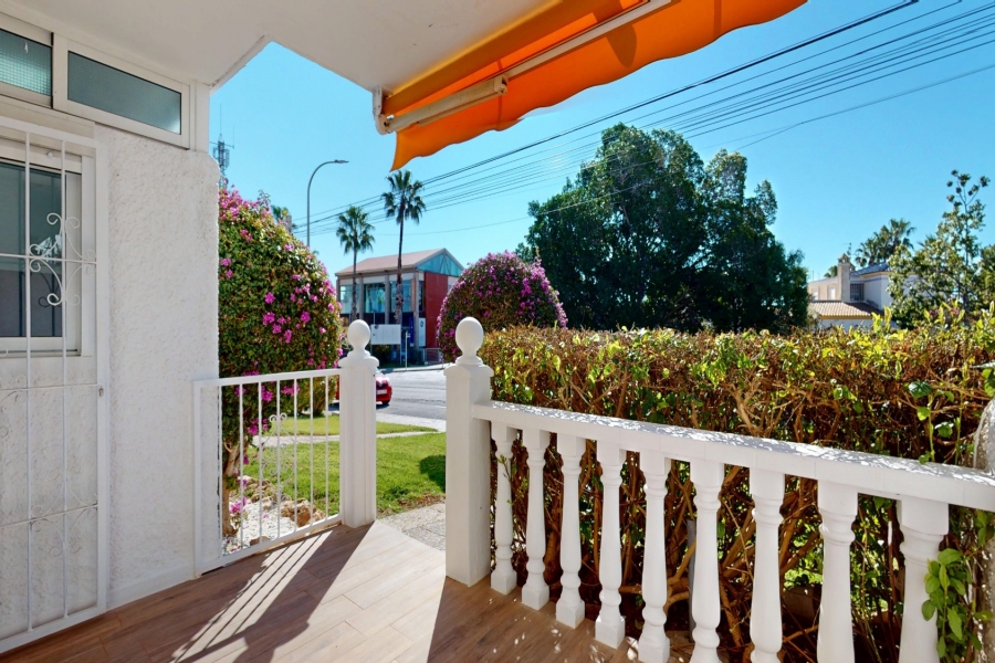 Re-Sale - Bungalow - Orihuela Costa - Villamartin