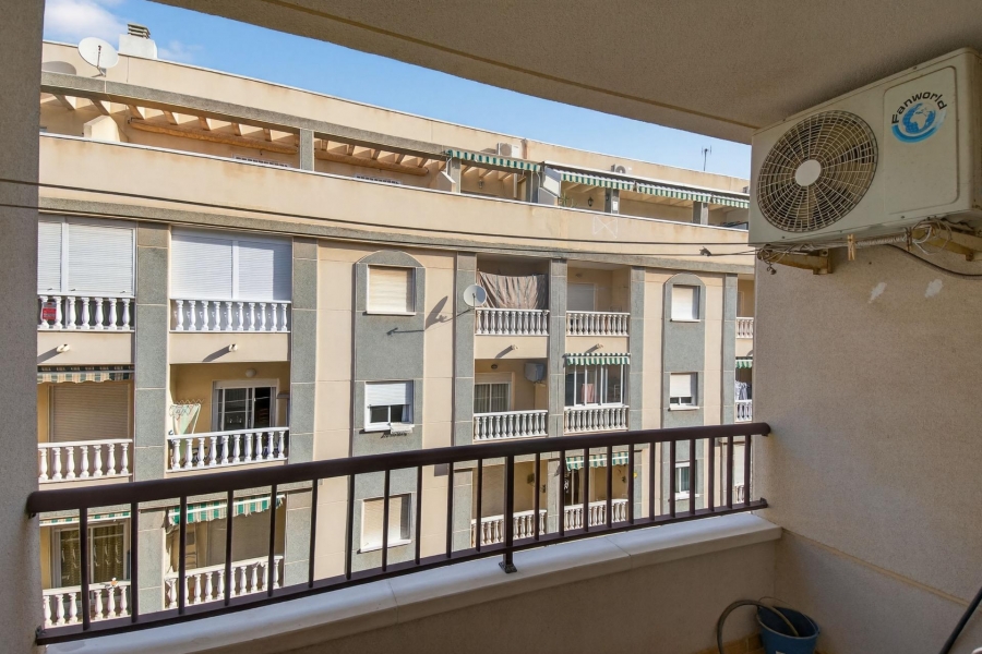 Re-Sale - Apartment - Torrevieja - Torrevieja - Centre