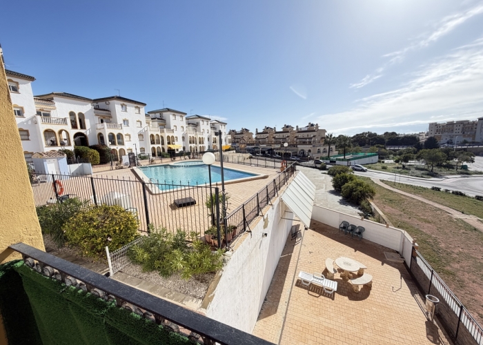 Re-Sale - Apartment - Orihuela Costa - La Zenia