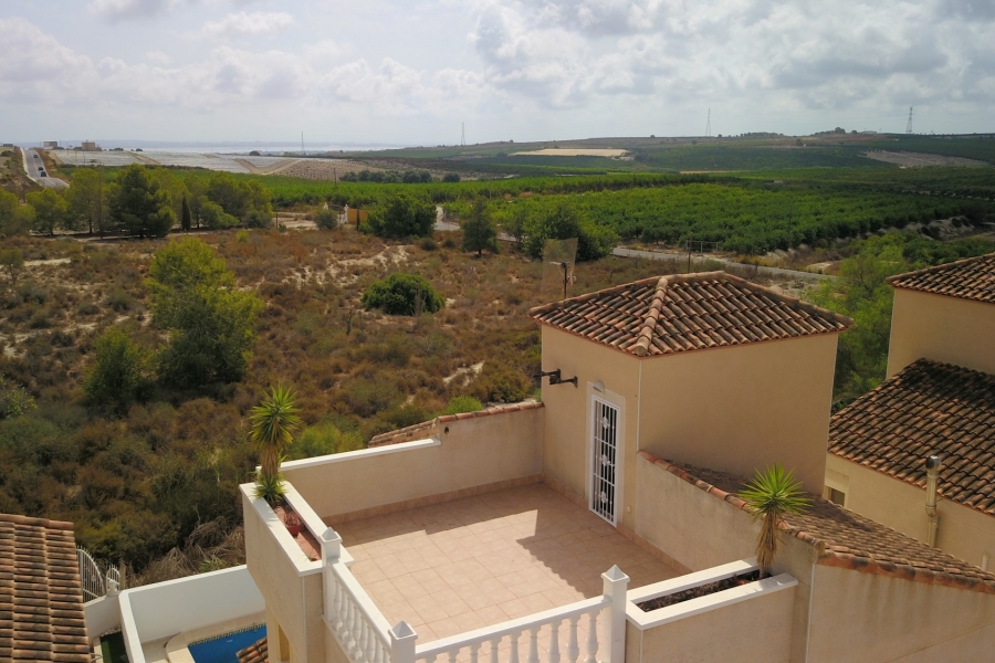 Re-Sale - Detached Villa - San Miguel de Salinas - Lake View Mansions