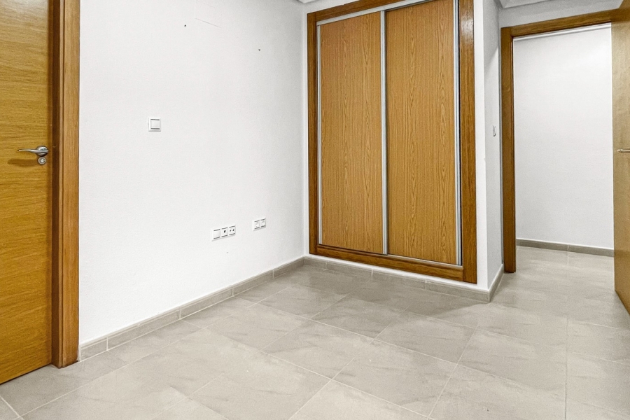 Re-Sale - Apartment - Torrevieja - Playa Acequion