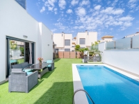 Re-Sale - Detached Villa - Torrevieja - Aguas Nuevas