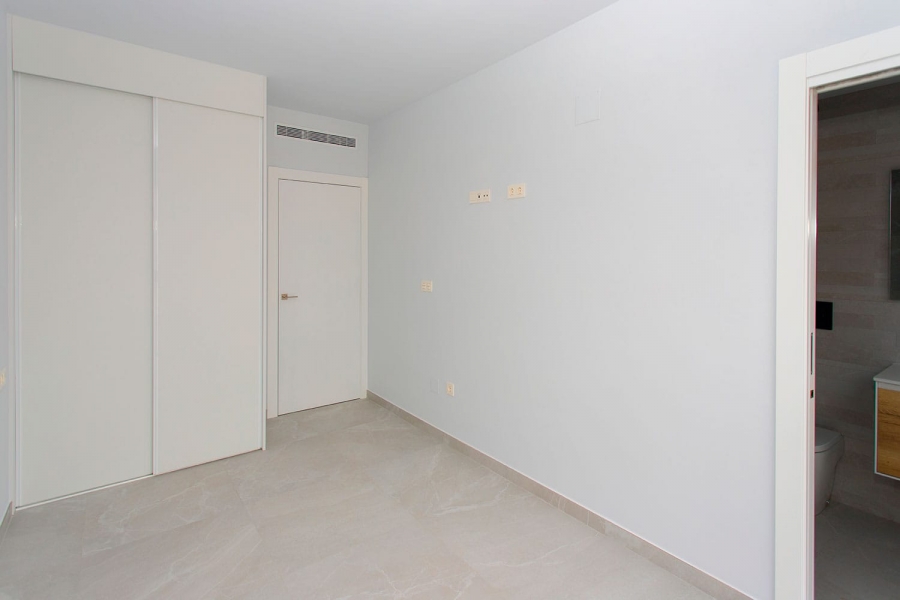 Re-Sale - Apartment - Torrevieja - Torrevieja - Centre