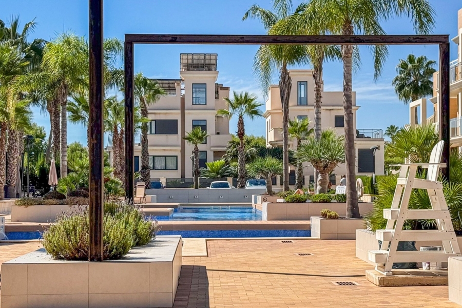 Re-Sale - Duplex - Orihuela Costa - La Zenia