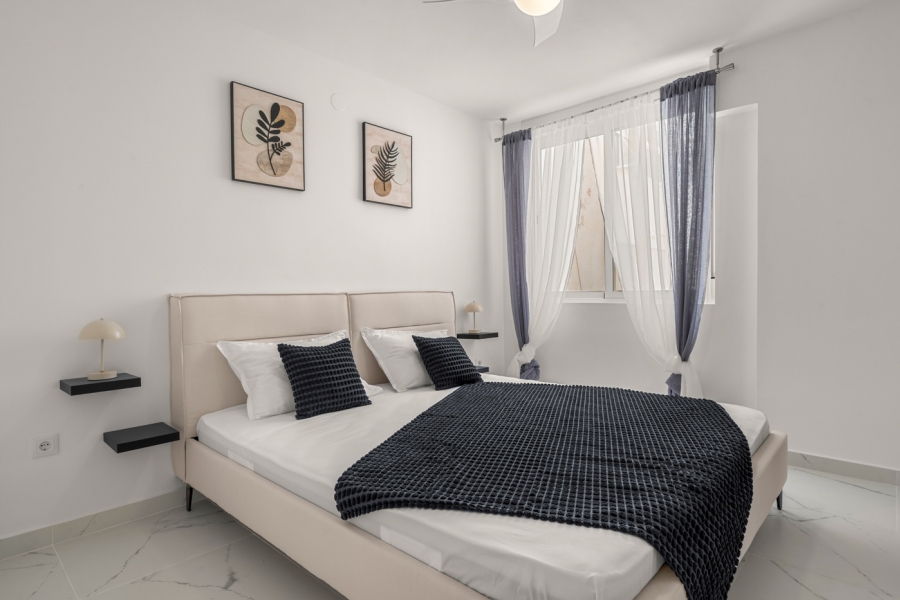 Re-Sale - Apartment - Torrevieja - Playa Del Cura