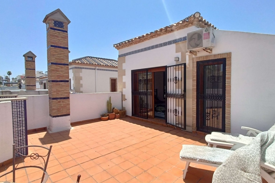 Re-Sale - Semi Detached Villa - Algorfa - La Finca Golf Resort