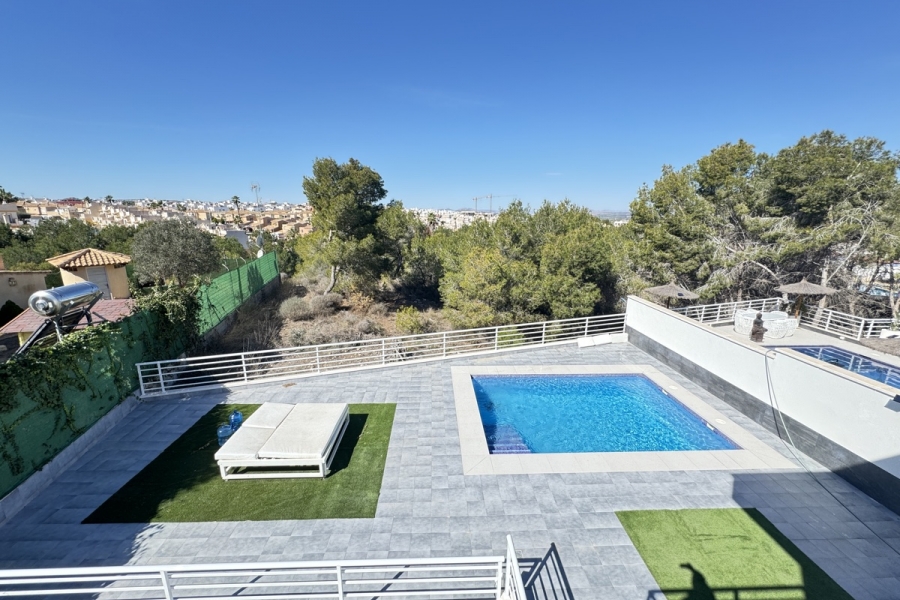 Re-Sale - Detached Villa - Orihuela Costa - Los Balcones
