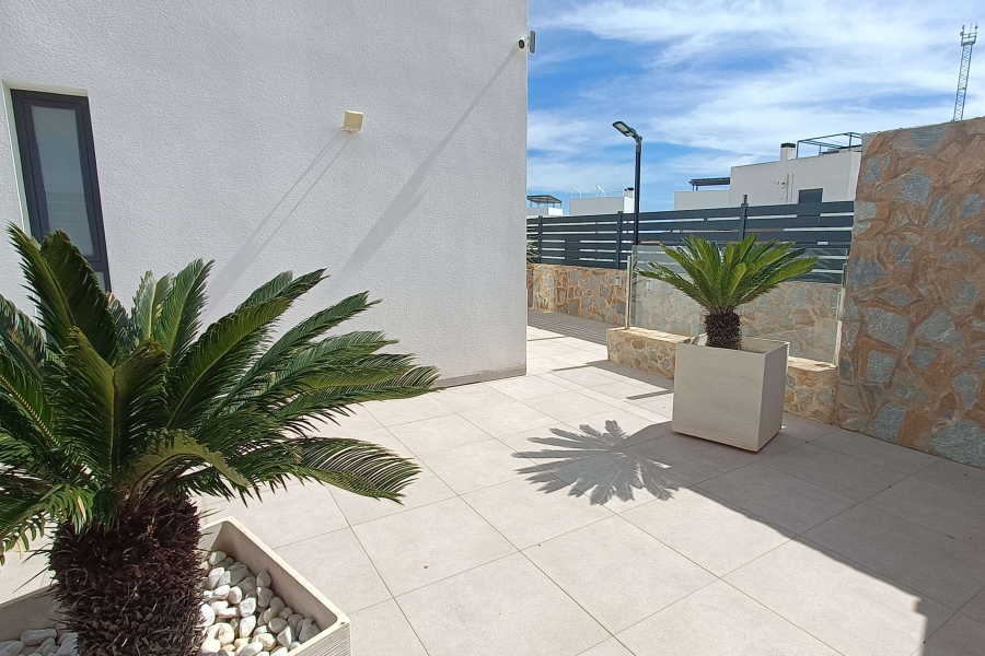 Re-Sale - Detached Villa - Algorfa - La Finca Golf Resort