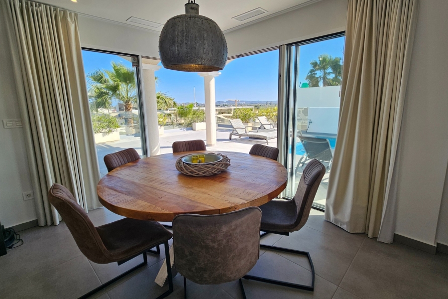 Re-Sale - Detached Villa - La Marina - La Marina - Urbanization