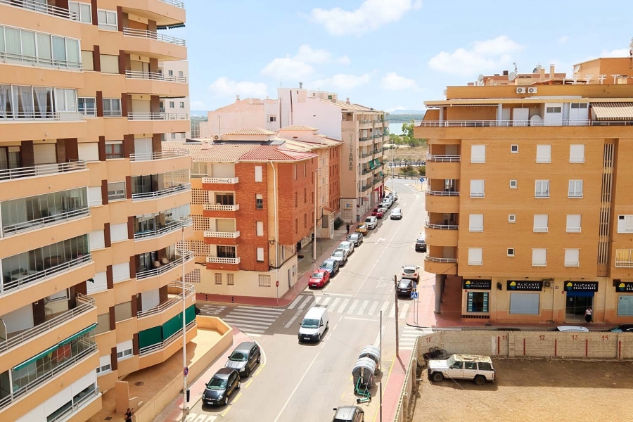 Re-Sale - Apartment - Torrevieja - Torre La Mata