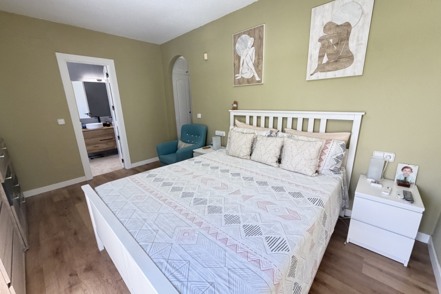 Re-Sale - Detached Villa - Orihuela Costa - Villamartin