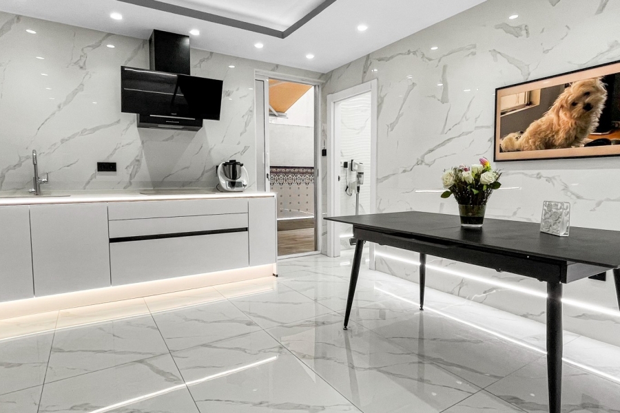 Re-Sale - Apartment - Torrevieja - Torrevieja - Centre
