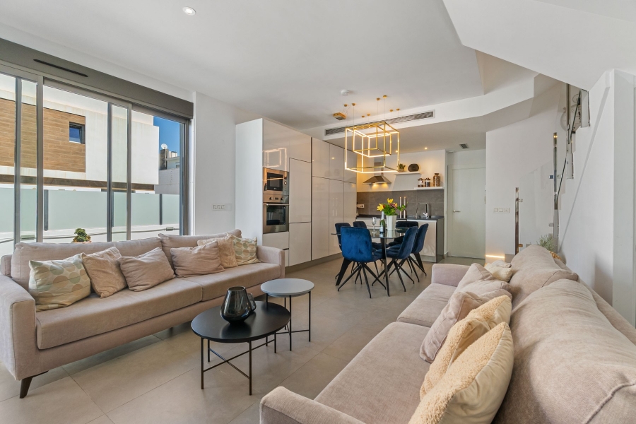 Re-Sale - Detached Villa - Orihuela Costa - Villamartin