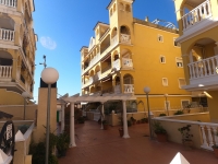 Re-Sale - Apartment - Algorfa - Algorfa - Village