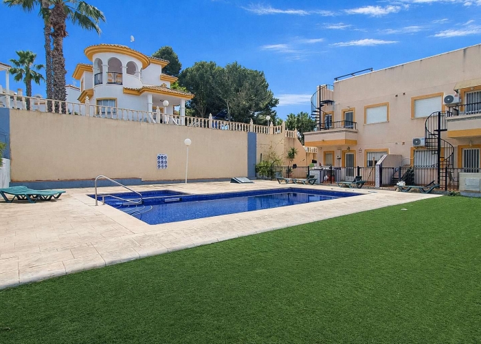 Re-Sale - Apartment - Orihuela Costa - Villamartin