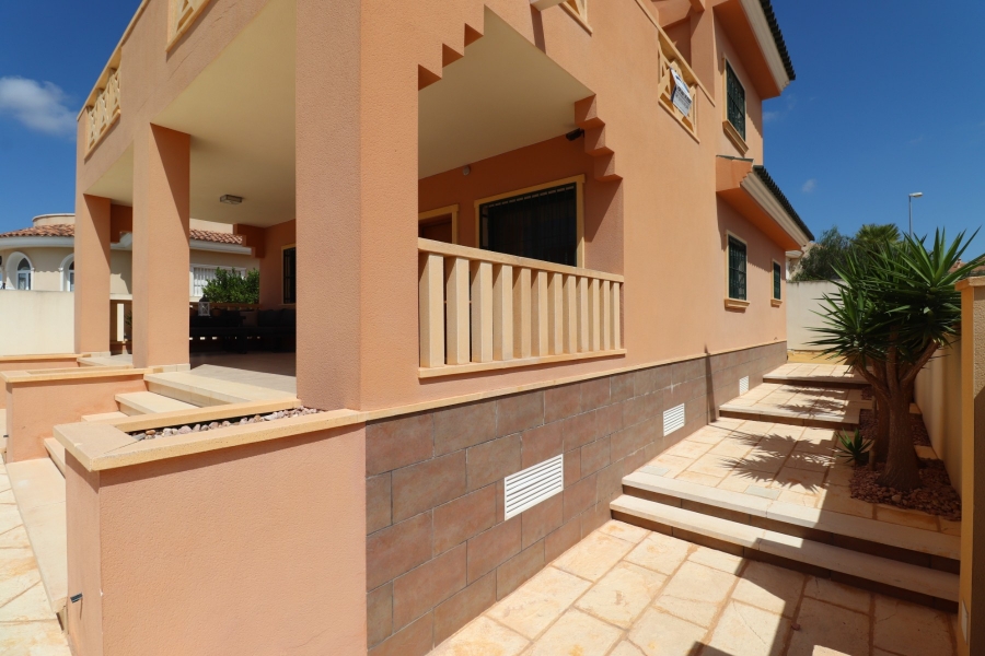 Re-Sale - Detached Villa - Ciudad Quesada - La Fiesta