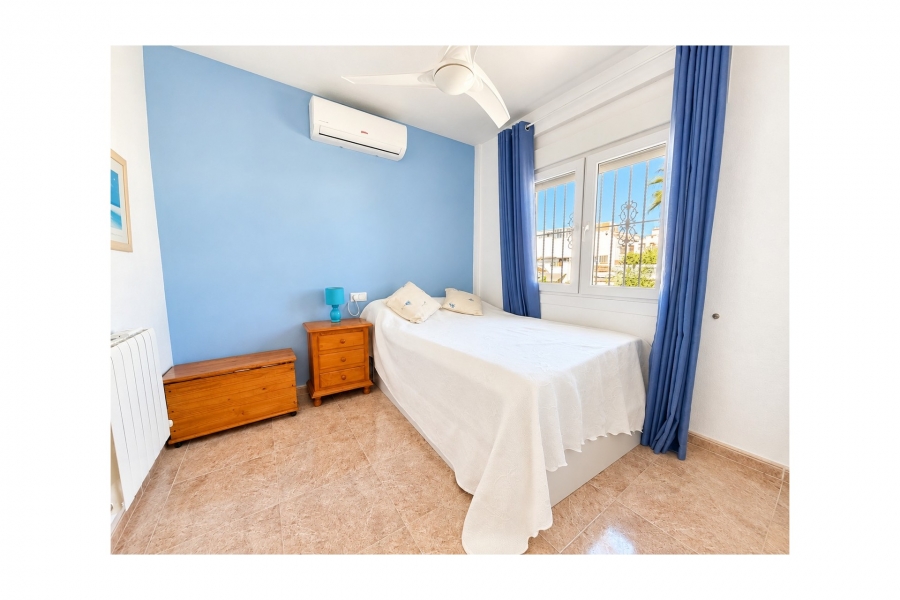 Re-Sale - Detached Villa - La Marina - La Marina - Urbanization