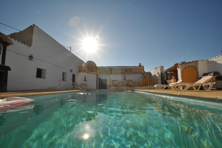 Re-Sale - Country Property - Pinoso - Pinoso - Town