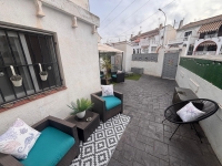 Re-Sale - Apartment - Torrevieja - El Chaparral
