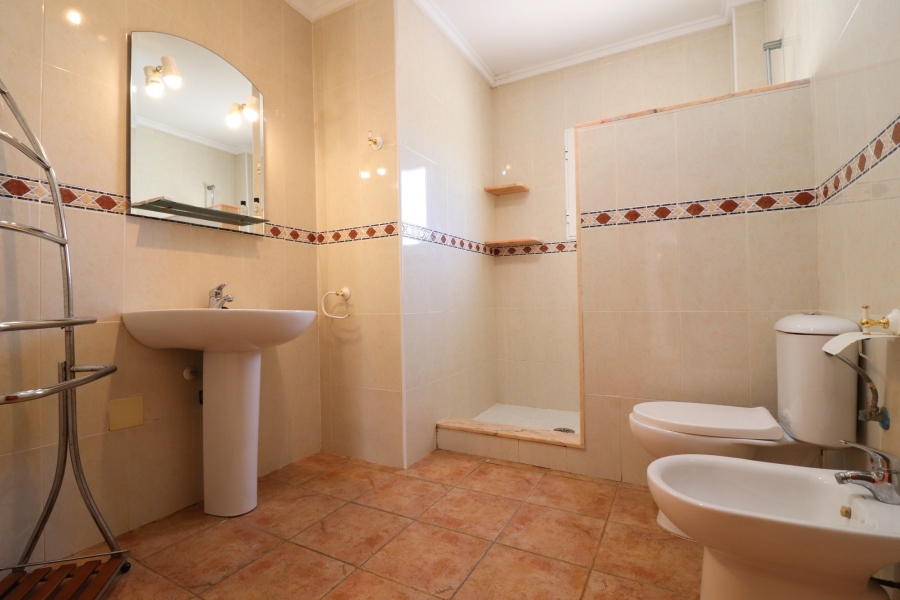 Re-Sale - Detached Villa - San Miguel de Salinas - Lake View Mansions