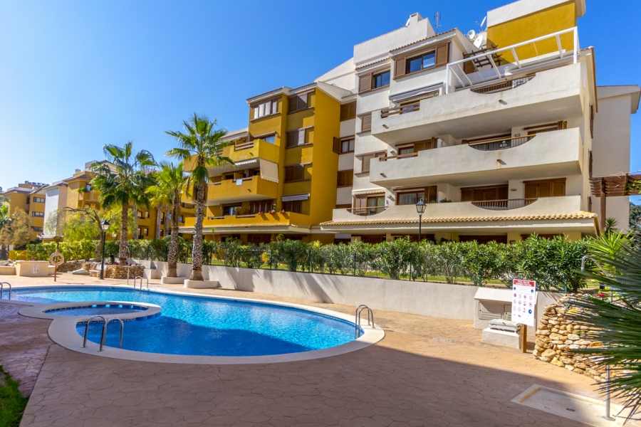 Re-Sale - Apartment - Orihuela Costa - Punta Prima