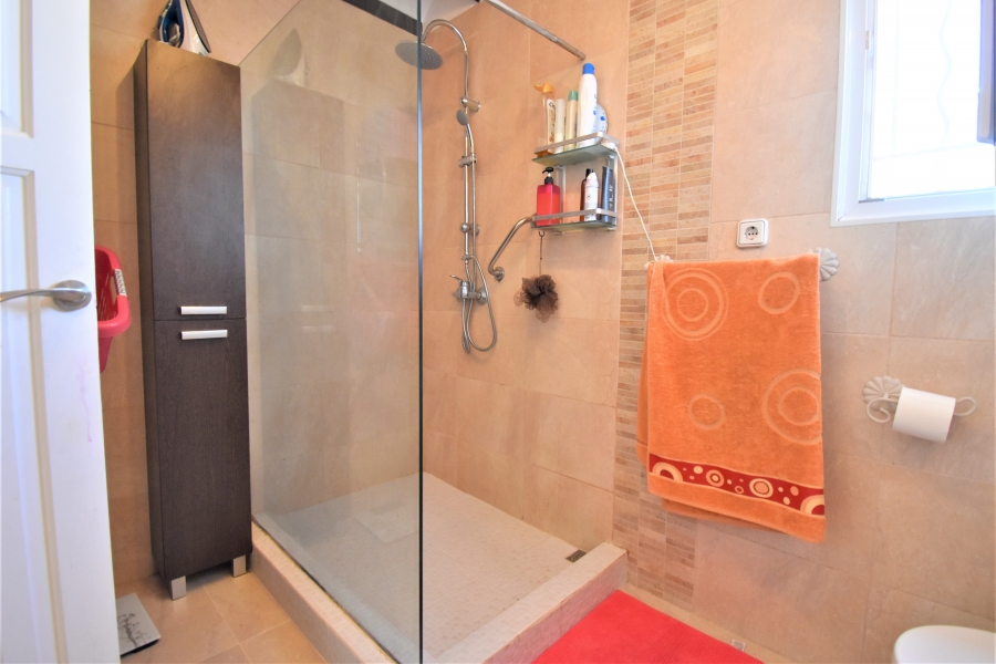 Re-Sale - Detached Villa - Orihuela Costa - Playa Flamenca