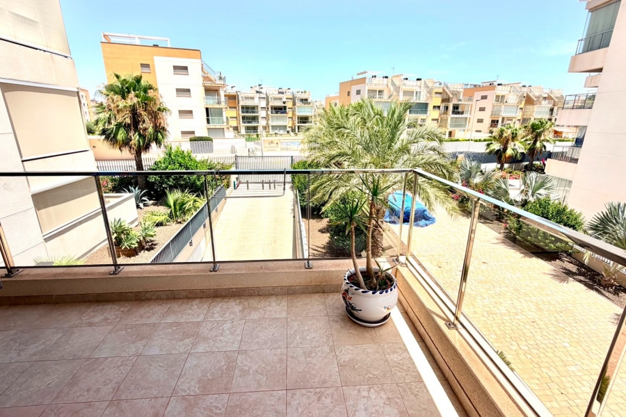Re-Sale - Apartment - Orihuela Costa - La Zenia