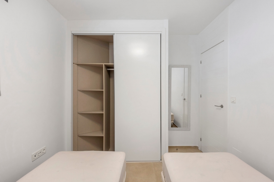 Re-Sale - Detached Villa - Orihuela Costa - La Zenia