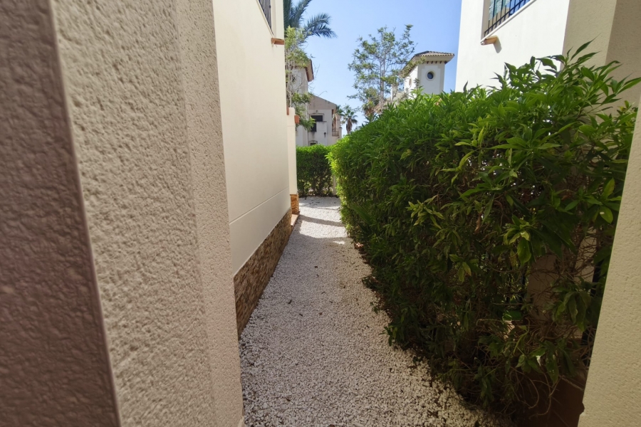 Re-Sale - Semi Detached Villa - Algorfa - La Finca Golf Resort