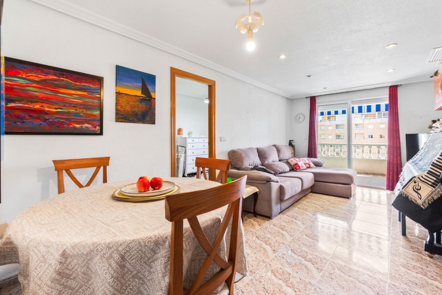 Re-Sale - Apartment - Torrevieja - Torrevieja - Centre
